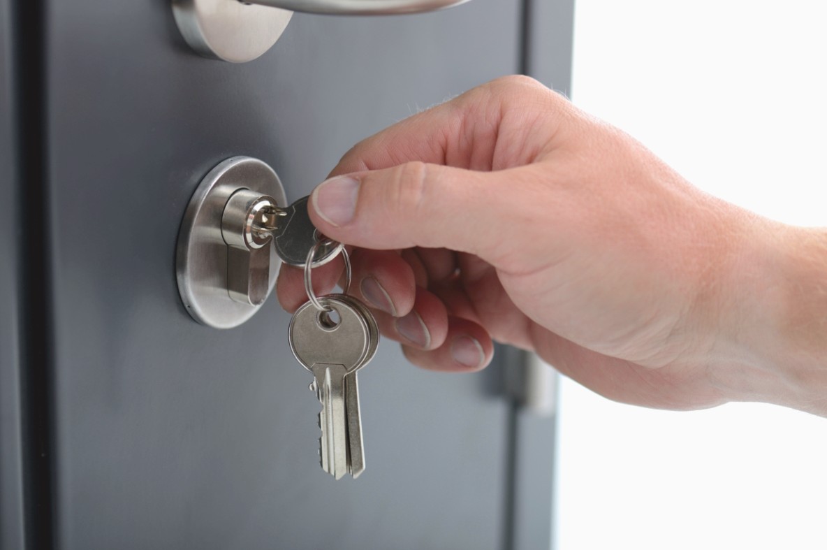 Ключ провернулся в замке: как открыть дверь самостоятельно - 2
